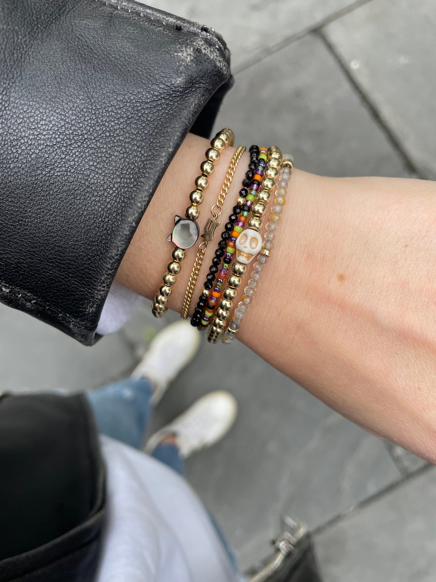 Howlite Skull Bracelet